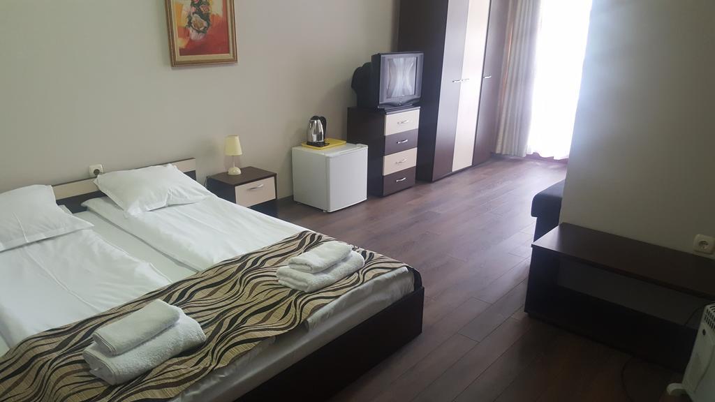 St.St. Constantine And Helena Hotel Sandanski Luaran gambar