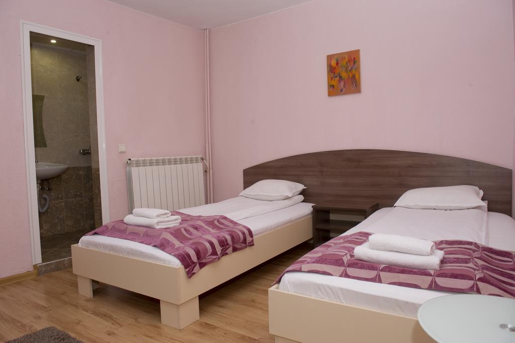 St.St. Constantine And Helena Hotel Sandanski Luaran gambar