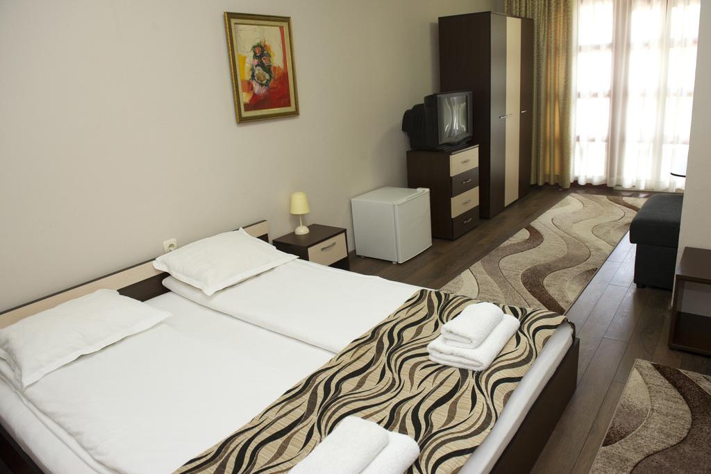 St.St. Constantine And Helena Hotel Sandanski Luaran gambar
